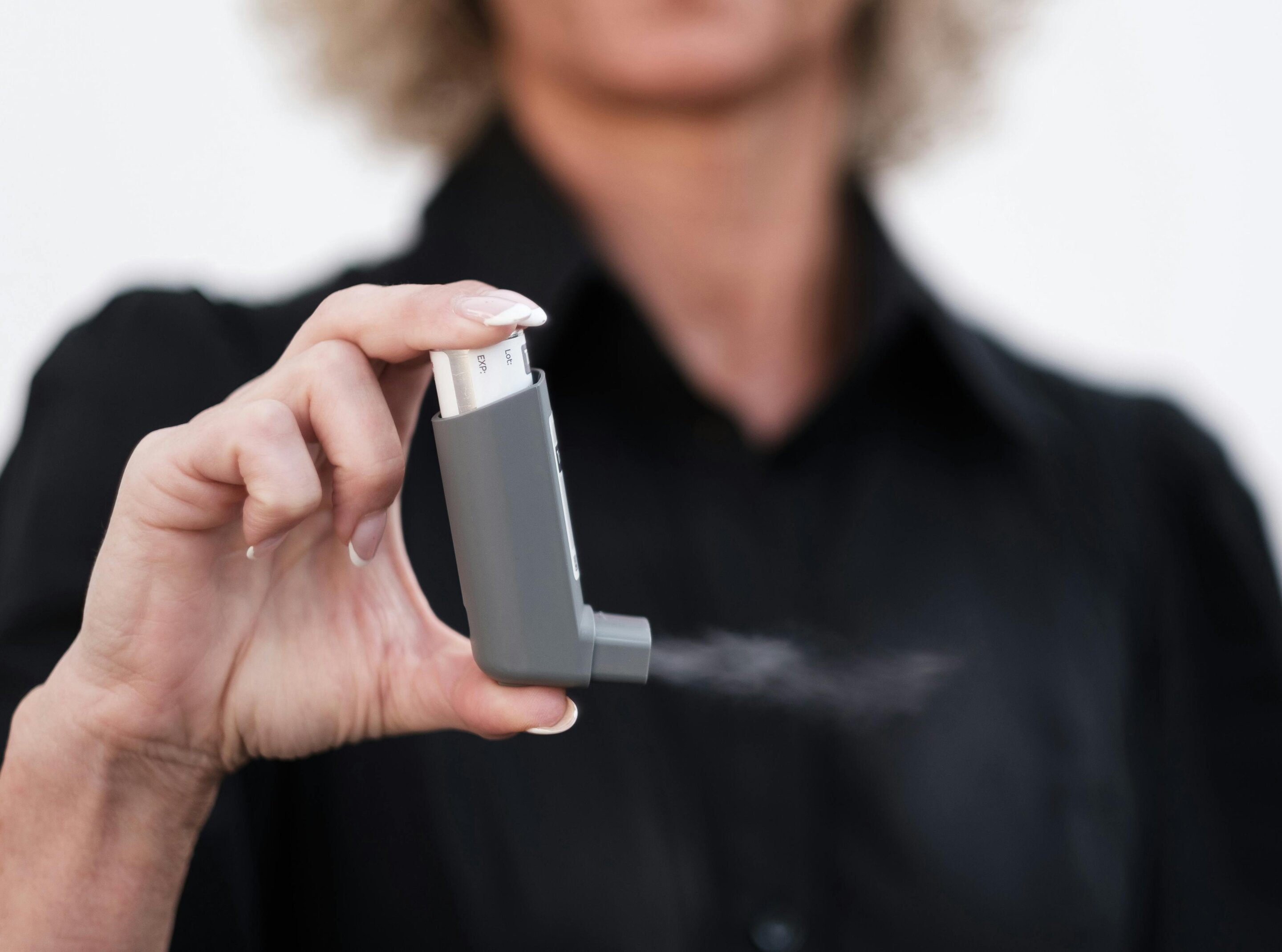 ⚠️ Inhalers pollute as much as 530,000 cars each year
