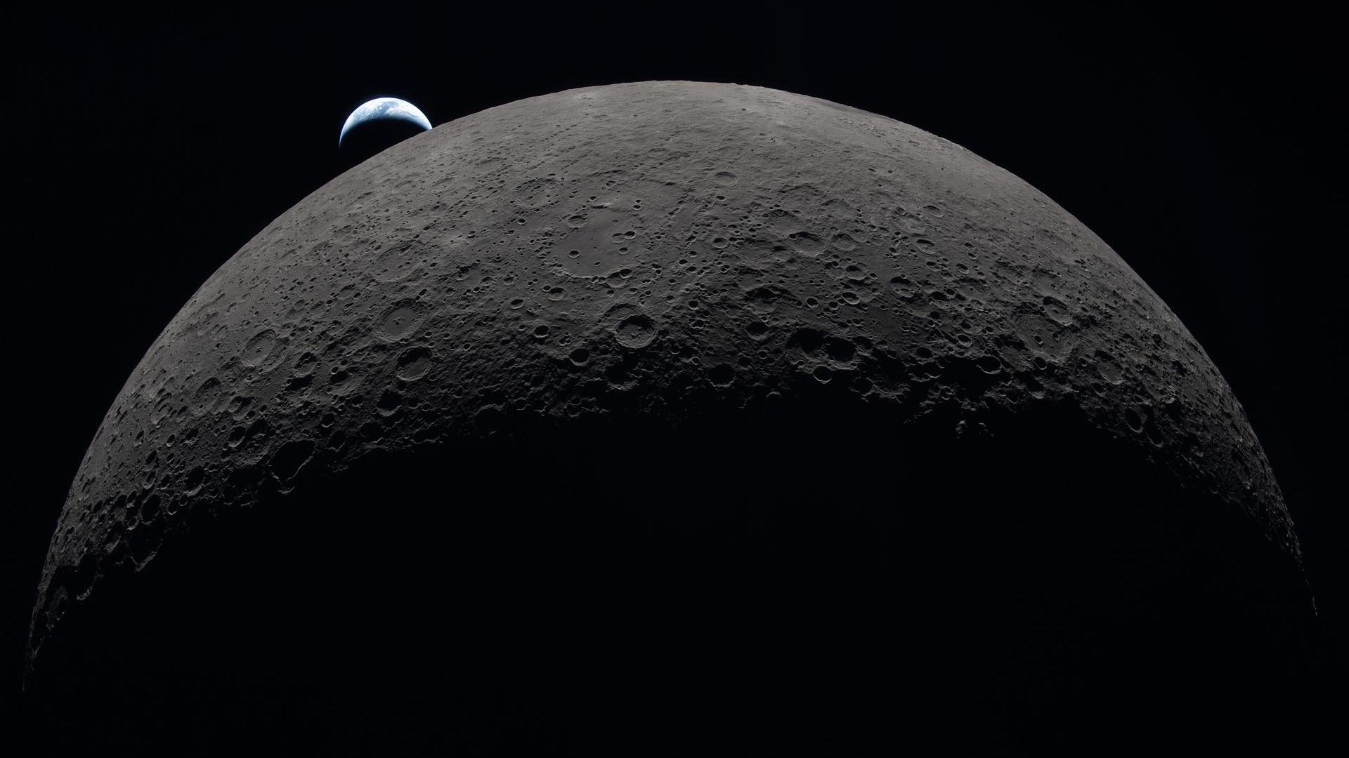 🚀 Discovery of a new route to the Moon that is much more fuel-efficient