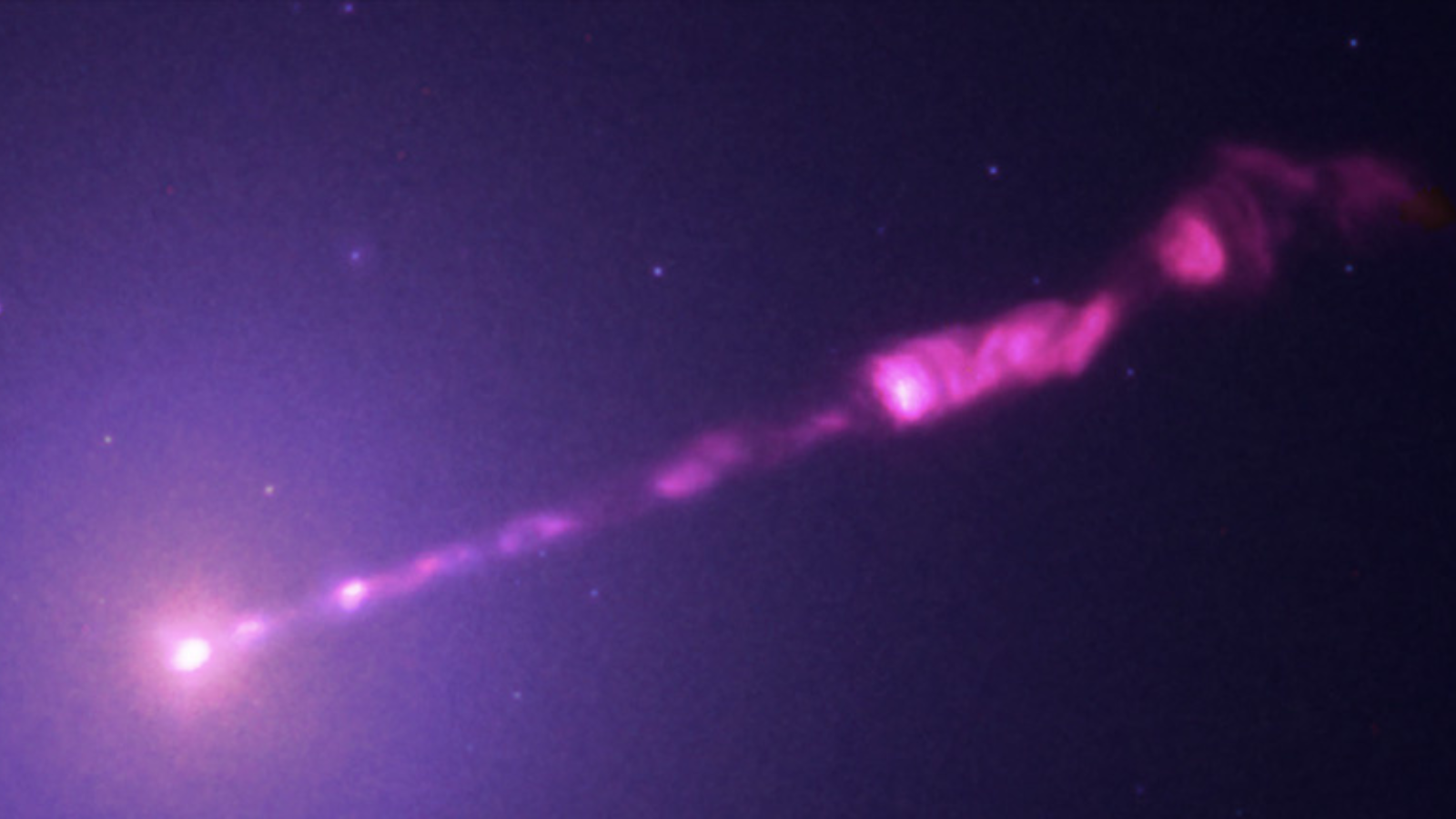 💥 This jet from black hole M87＊ races towards us at... 5 times the speed of light!?