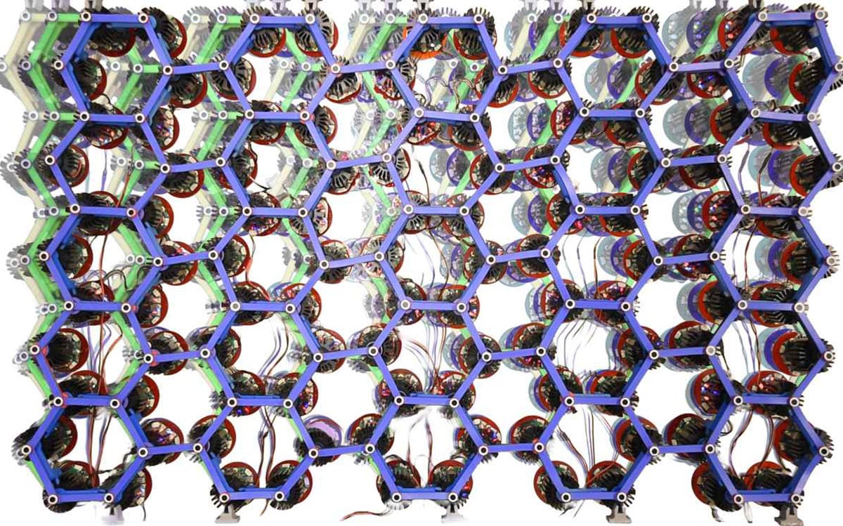 ⚡ Materials that crawl and dig on their own