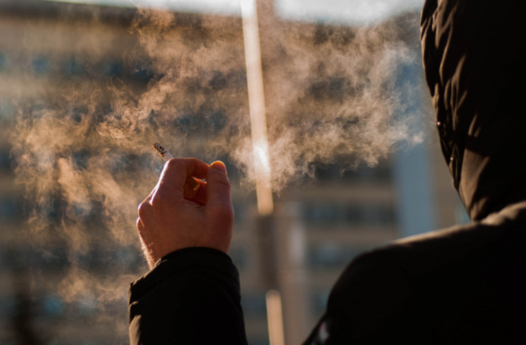 Cesser de fumer: les bénéfices à court et long terme sur la santé