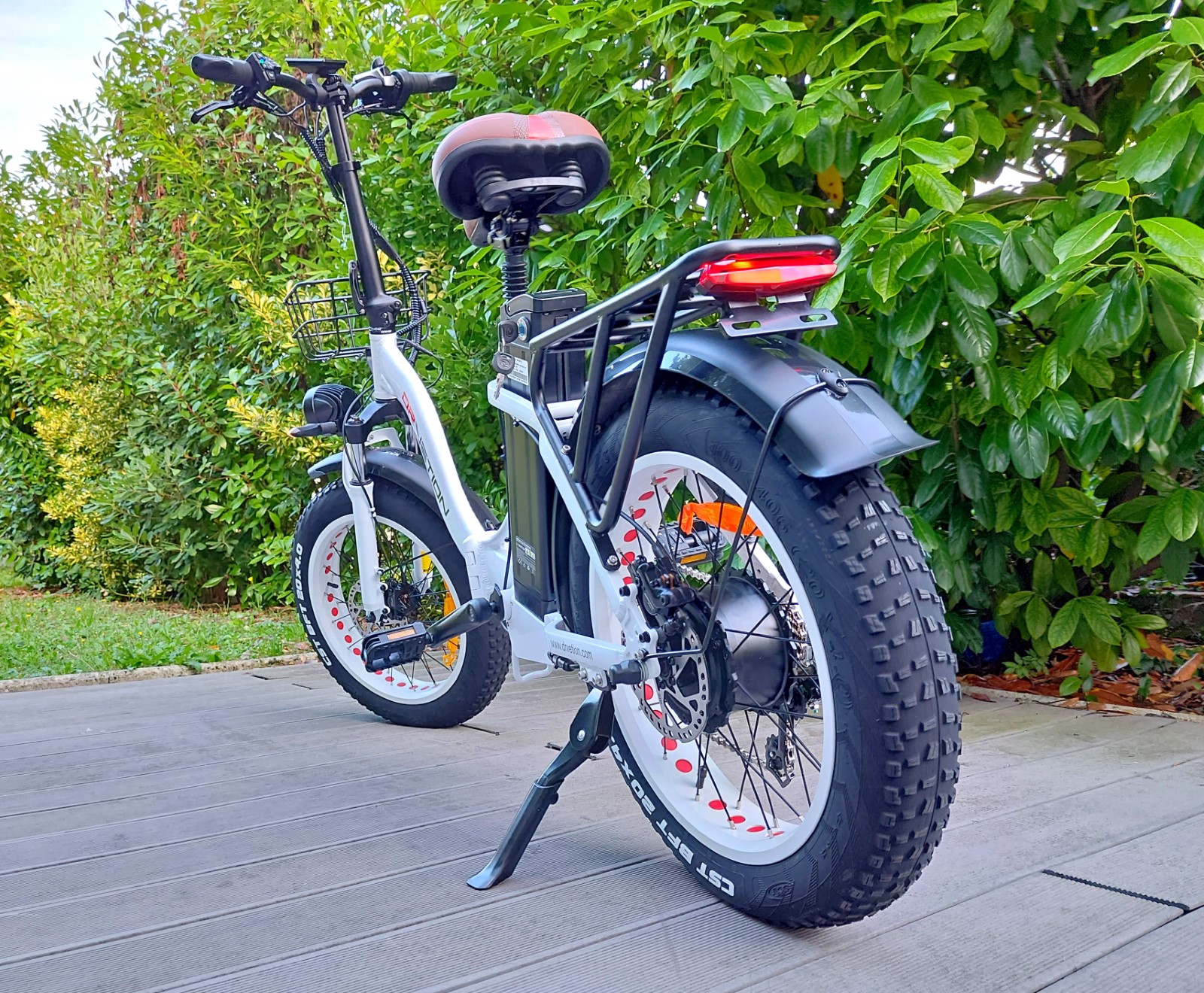 Test vélo électrique pliable DRVETION CT20 : un FAT BIKE urbain, c'est possible