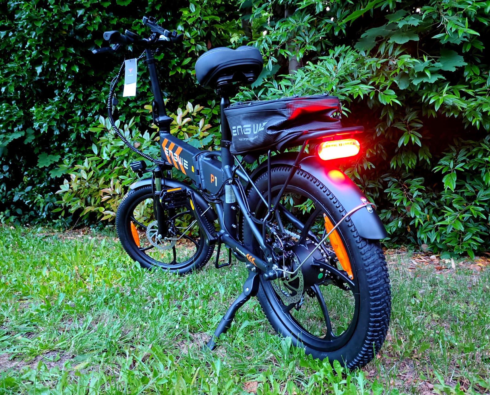 Vite: 584€ le vélo électrique ENGWE P1 (vente flash)