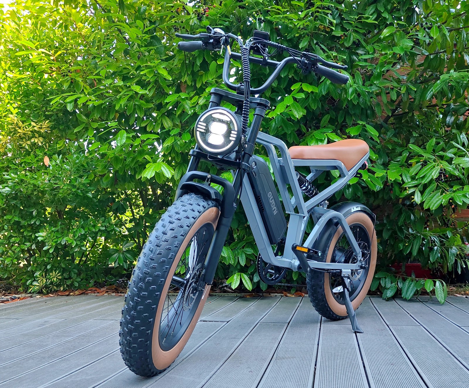 Impressionnant: 899€ le vélo/moto électrique EUENI FXH009 Pro avec ce coupon de réduction