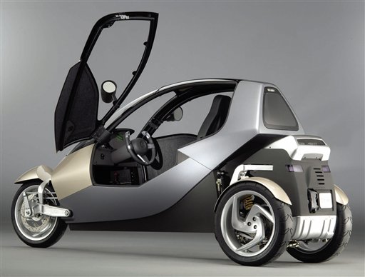 CLEVER: une voiture urbaine "intelligente"