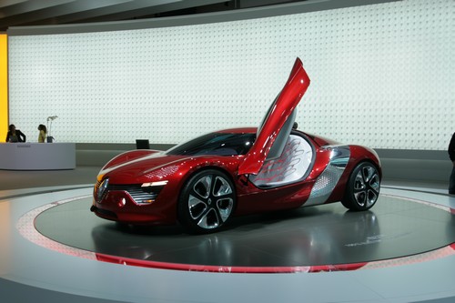 Star du Mondial Automobile 2010: une Renault électrique nommée DeZir